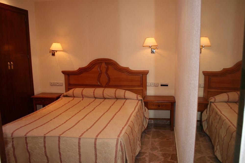 Hotel Tematico Costa Del Sol Torremolinos Esterno foto